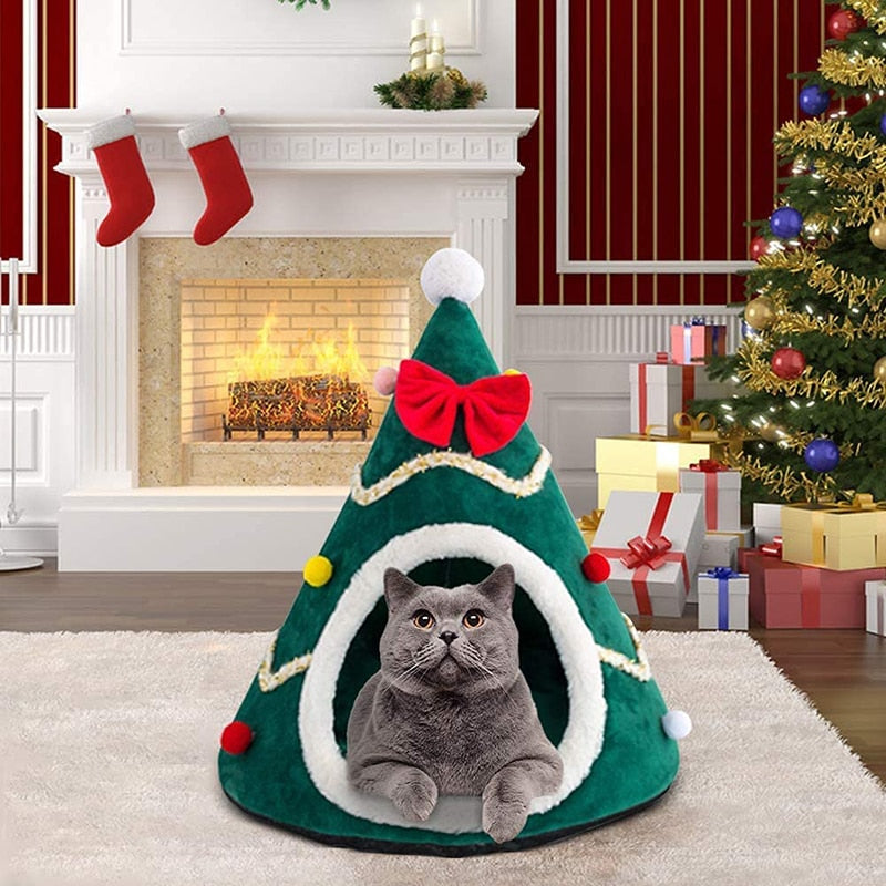 Christmas Cosy Cat Tree House