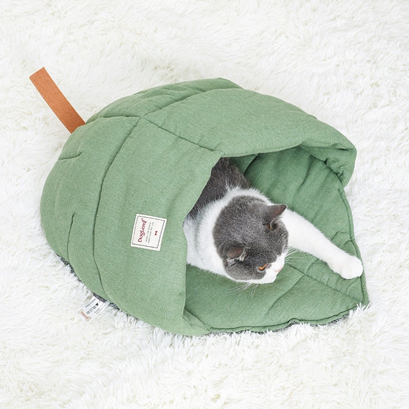 Cozy Leaf Pet Bed