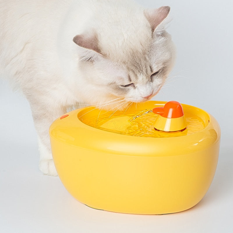 2L Creative Cute Duck Cat Water Fountain