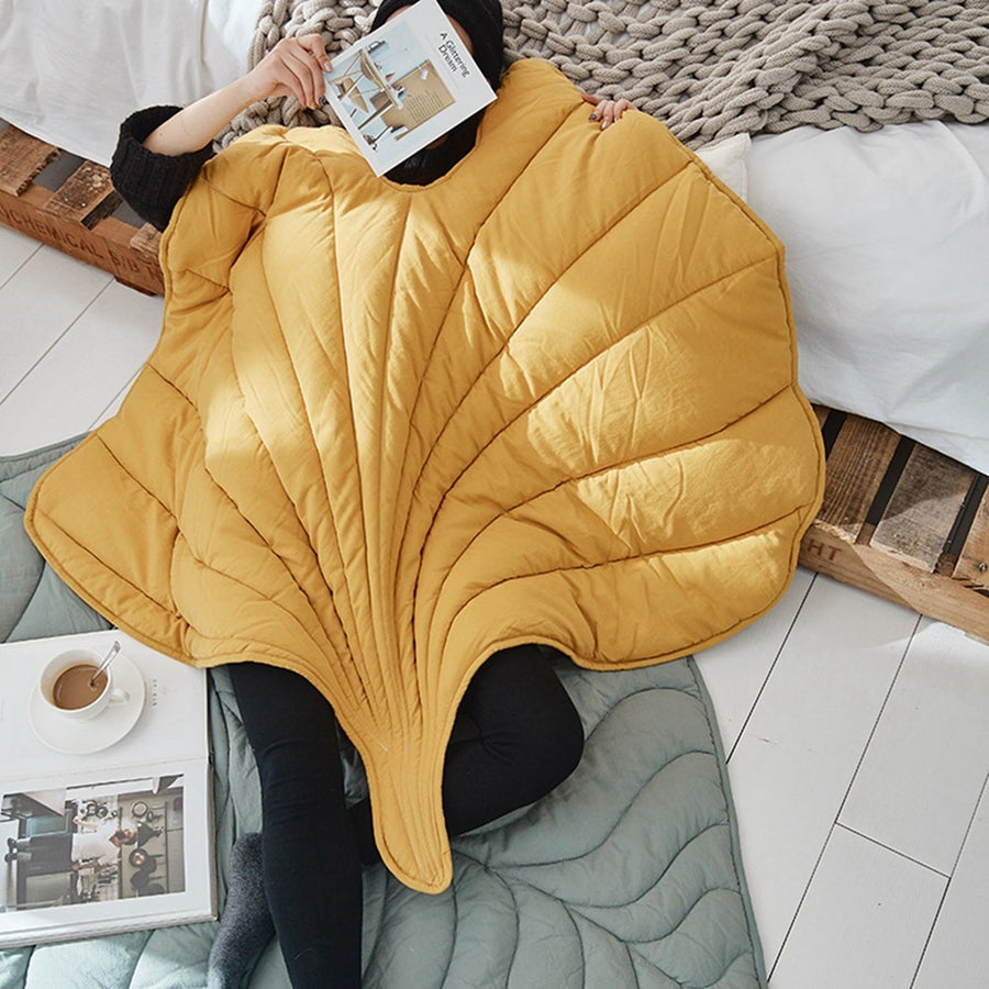 Leaf Shaped Soft Dog Bed Mat