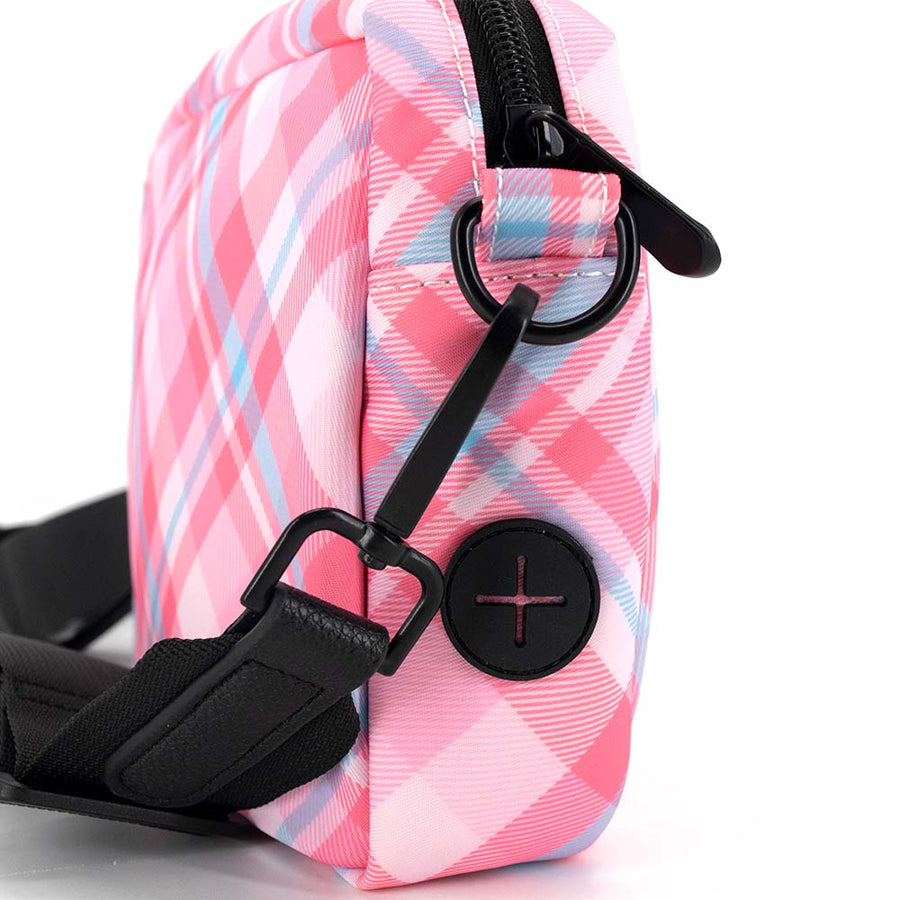 Waterproof Pinky Dog Treat Pouch